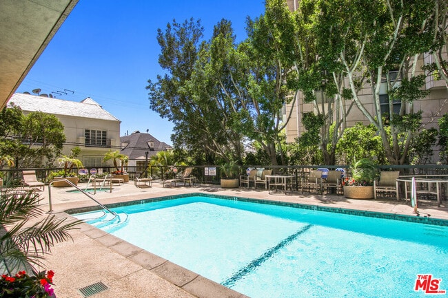 Building Photo - 10750 Wilshire Blvd