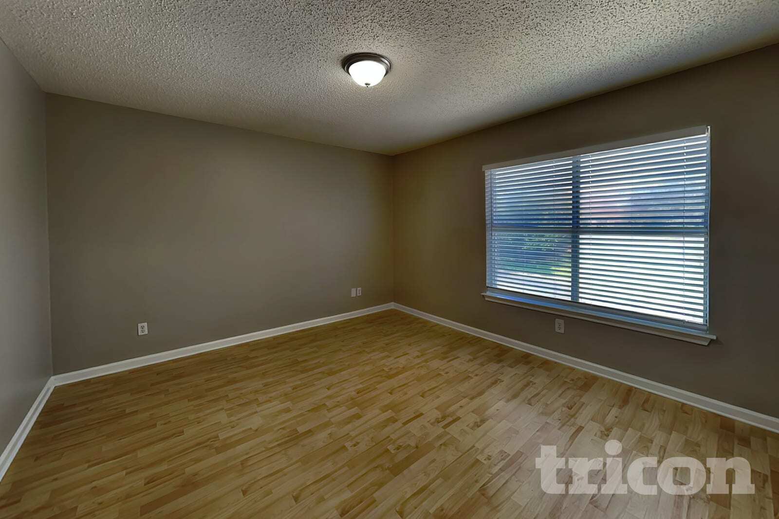Building Photo - 8030 Falcon Meadow Dr