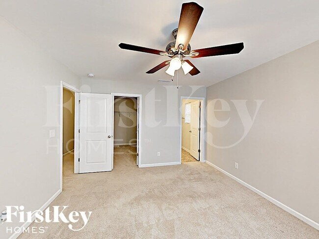 Building Photo - 11217 Deer Stand Ct