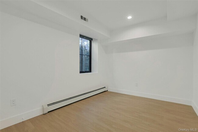 Building Photo - 229 Piermont Ave