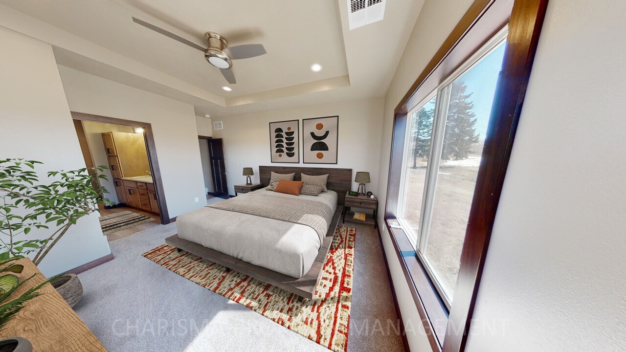 Building Photo - 4526 W Graceland Pl