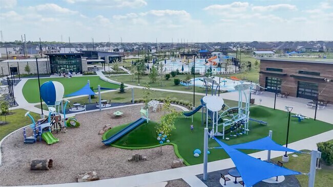 Building Photo - 6015 Mocha Palms Dr