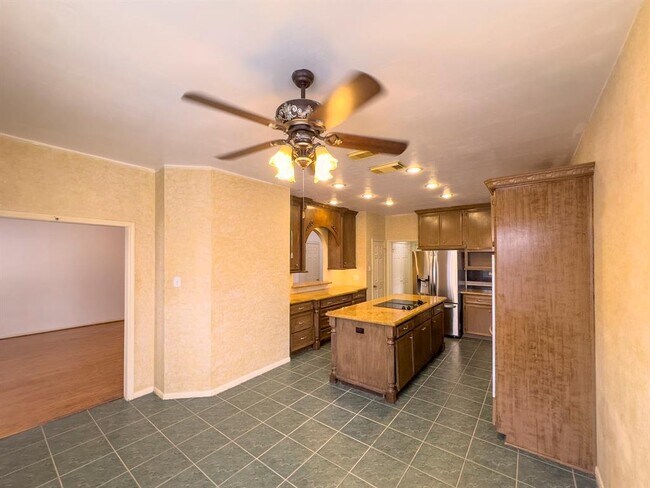 Building Photo - 16714 Colony Terrace Dr