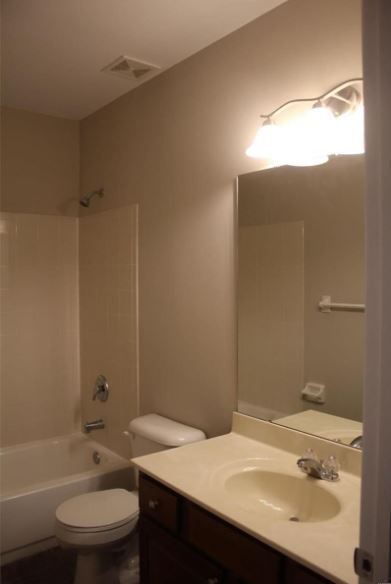 Building Photo - Spacious Ranch Home with Finished Lower Level in Herculaneum