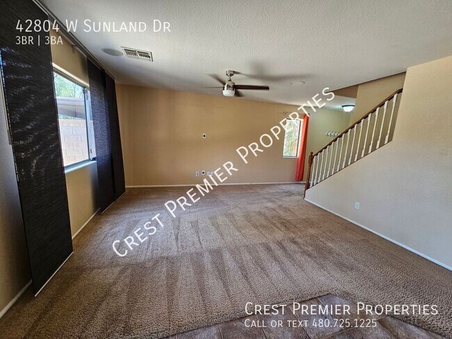 Building Photo - 42804 W Sunland Dr