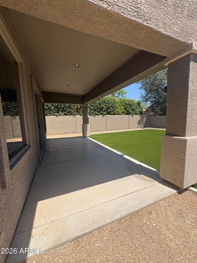 Building Photo - 7729 E Tailspin Ln
