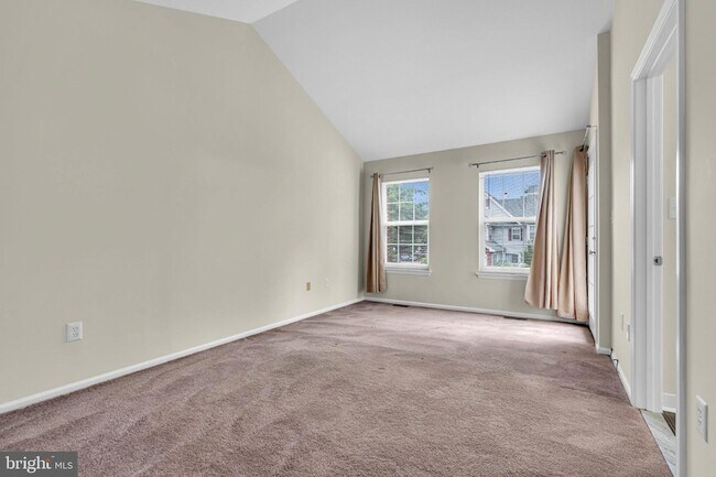 Building Photo - 206 Sandpiper Ct