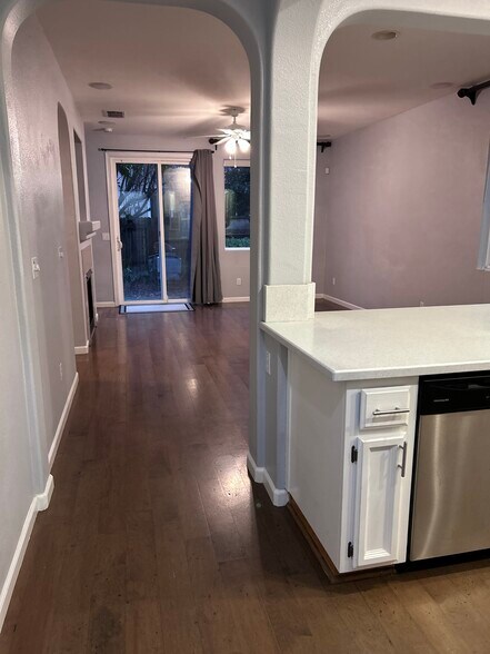 Building Photo - 3126 Tolliver St