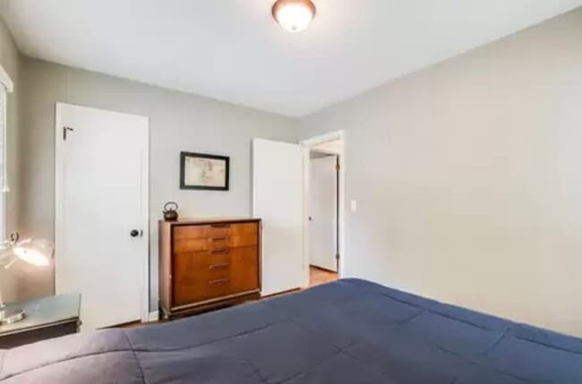 Building Photo - Beautiful 4BR 2BA Rambler in Roseville