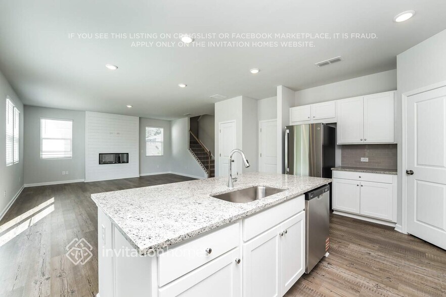 Building Photo - 7115 Brushwood Bnd