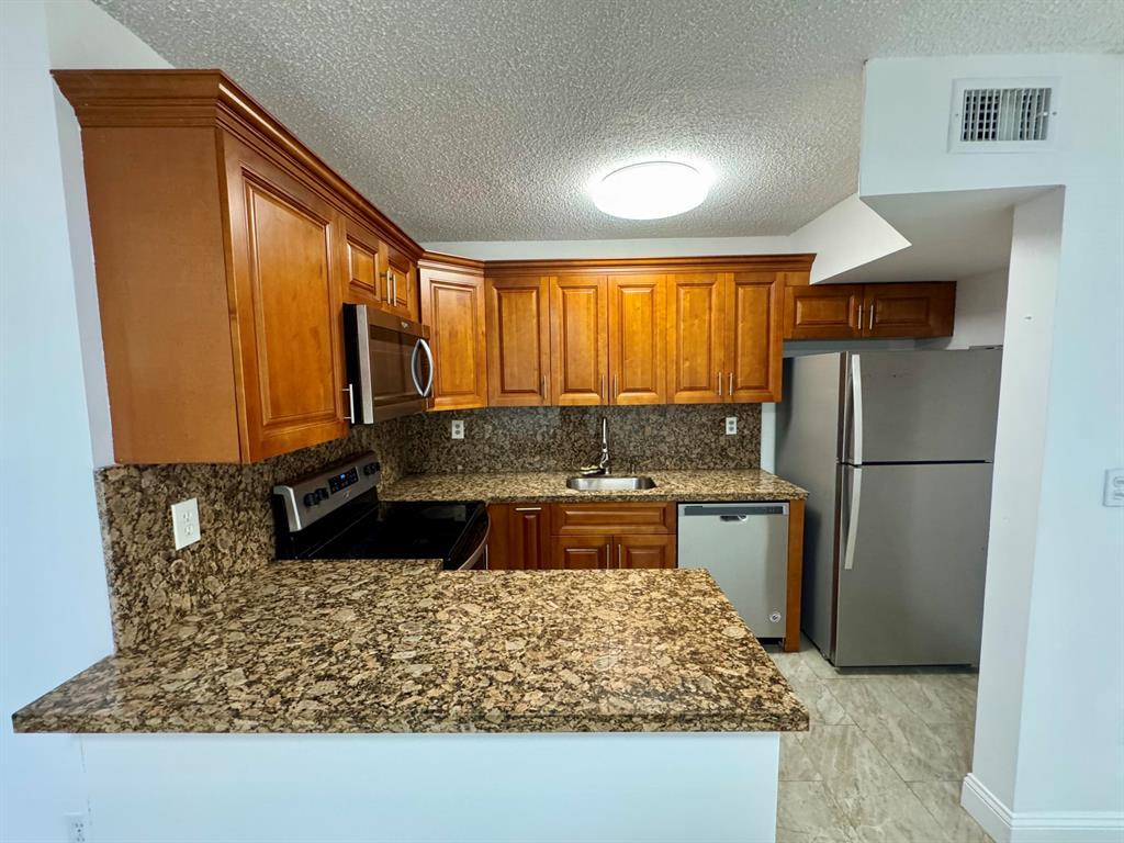 Building Photo - 3662 SW 59th Ave