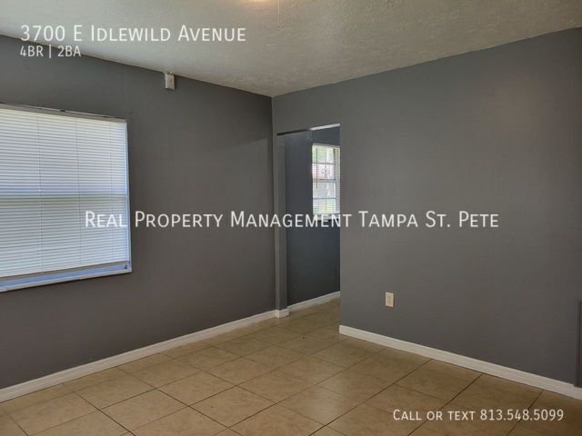 Building Photo - ***AVAILABLE FOR IMMEDIATE MOVE IN***