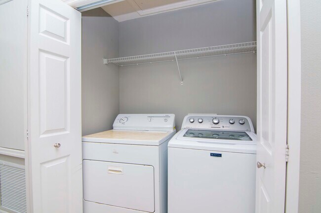 Laundry Room - 11658 Declaration Dr