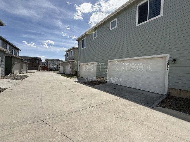 Building Photo - 13887 Deertrack Ln