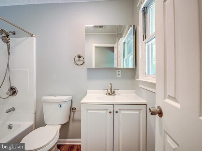 Building Photo - 20227 Three Notch Rd