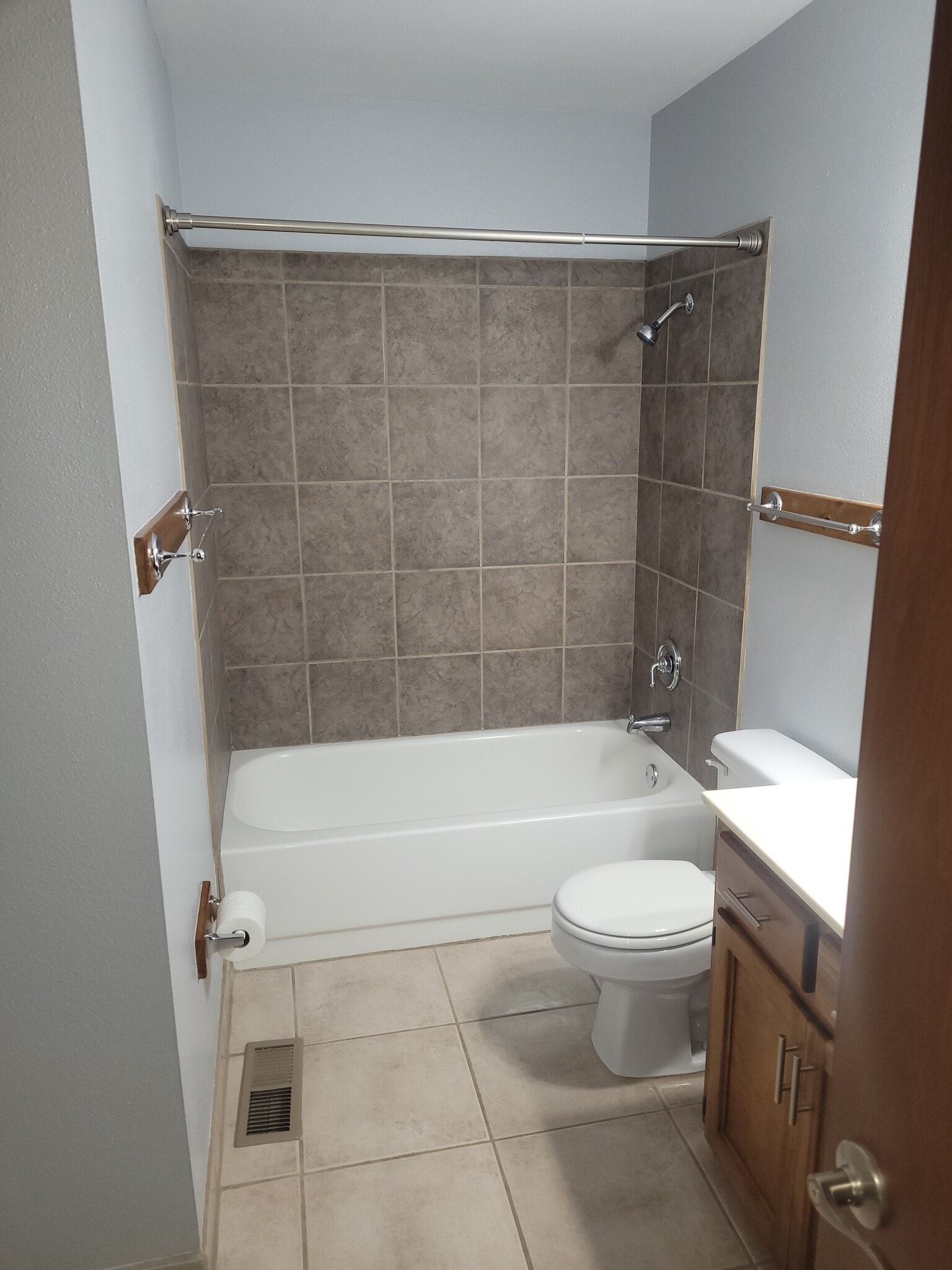 Building Photo - 1319 Pacheco Ct