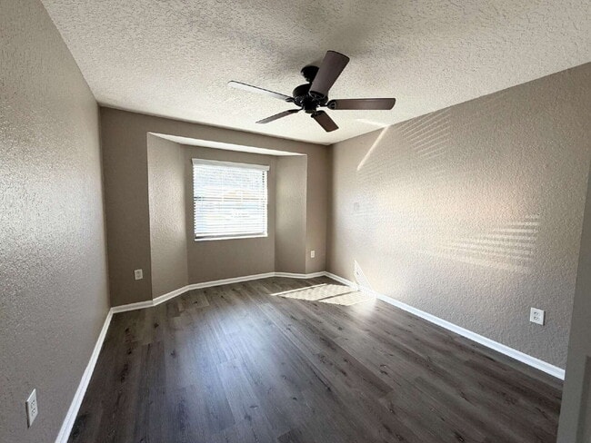 Building Photo - 4014 Jason Rd