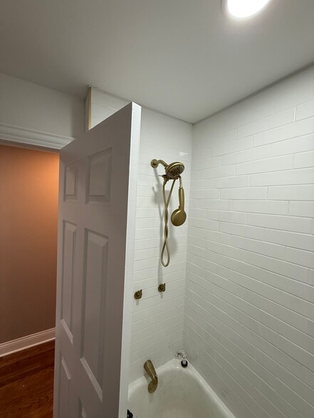 Bathroom 2 - 1629 W Granville Ave