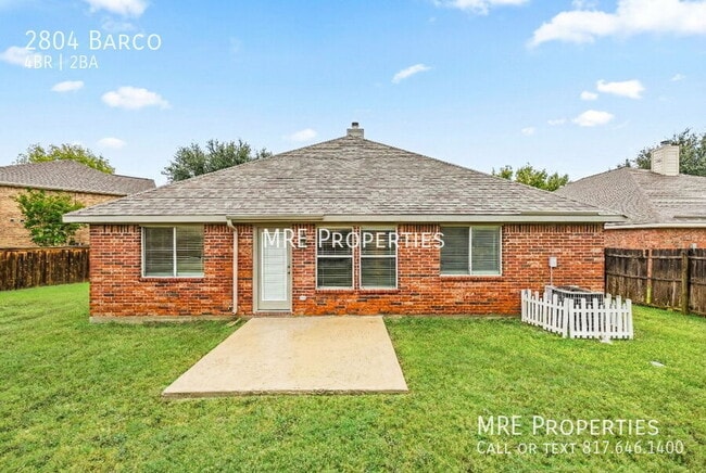 Building Photo - 2804 Barco