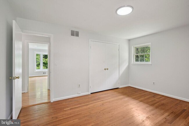 Building Photo - 9216 Moultrie Pkwy