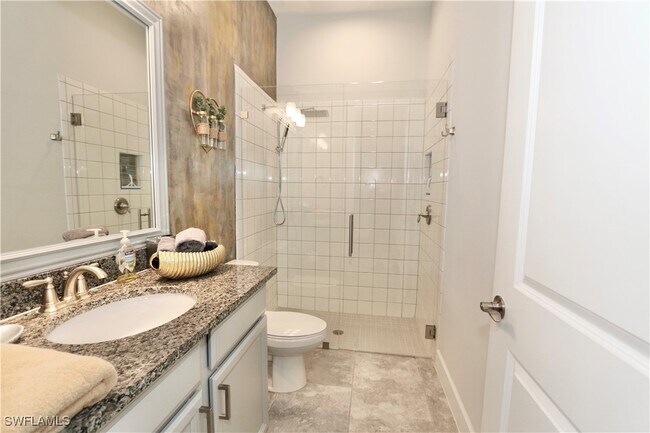 Building Photo - 8337 Promoso Ct