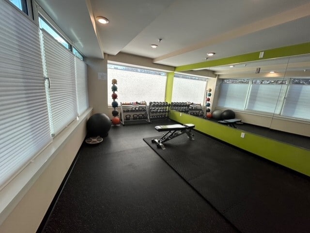 Building Photo - 167 Newbury St