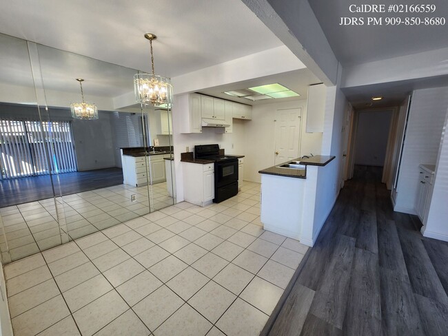 Building Photo - PRICE LOWERED! Corona 2 Bedroom Condo