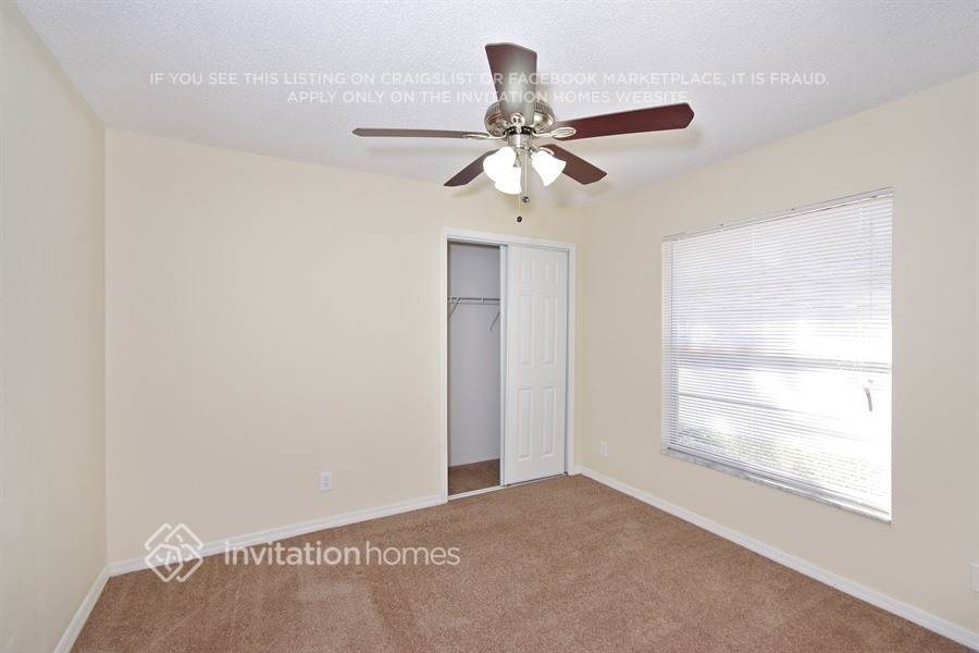 Building Photo - 1752 W Cheryl Dr