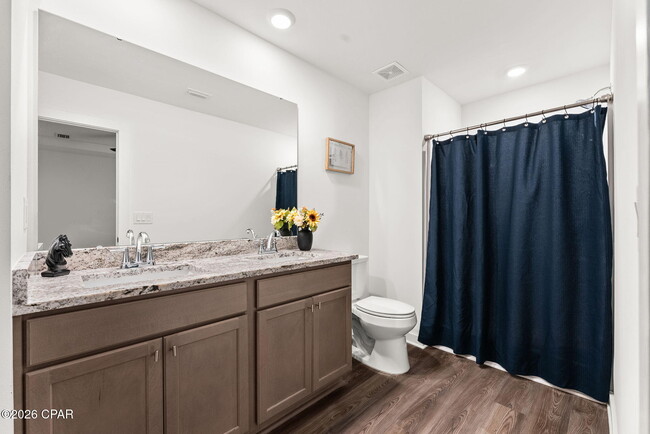 Building Photo - 5899 Tyndall Pl