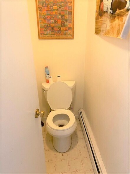 Building Photo - 61 6th St