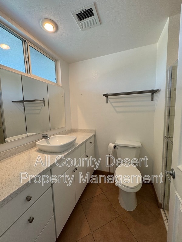 Building Photo - 73502 Sun Ln