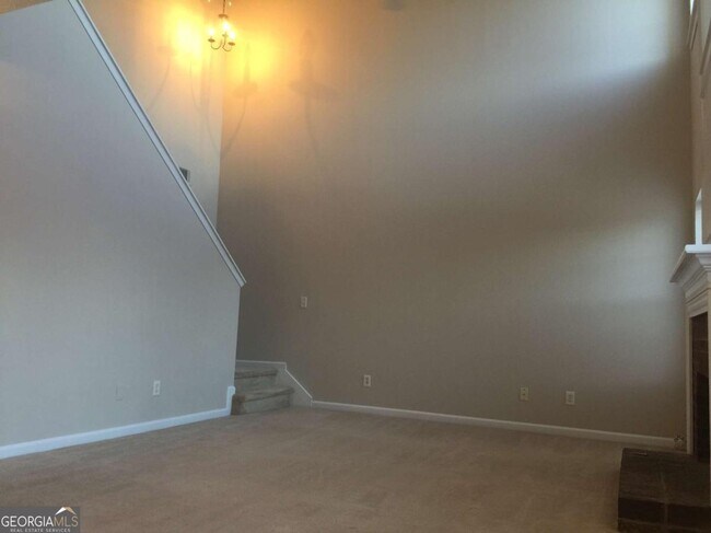 Building Photo - 532 Easton Dr