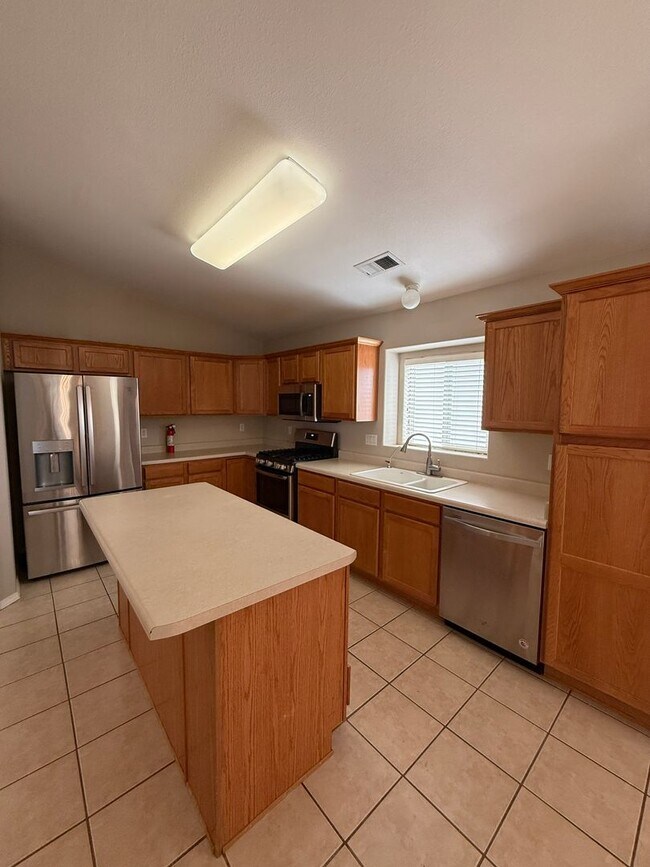 Building Photo - 2526 Tuscan Hills Ln