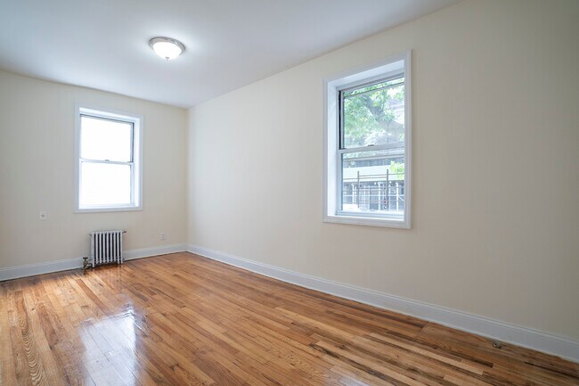 Building Photo - 667 Brooklyn Ave