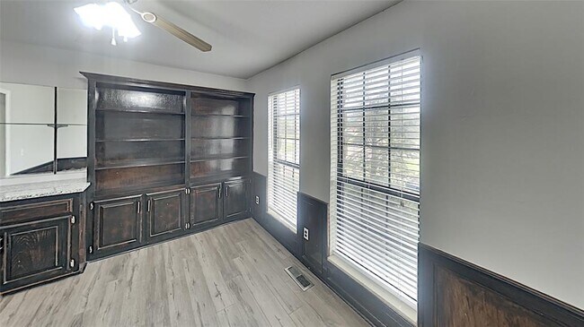 Building Photo - 10100 S Rachel Ct