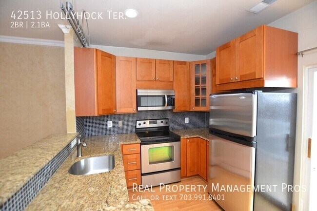 Building Photo - 42513 Hollyhock Terrace