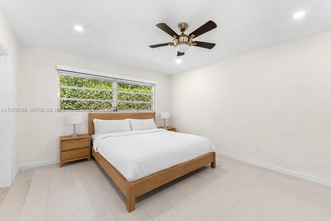 Building Photo - 1525 Diplomat Pkwy