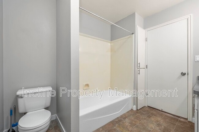 Building Photo - 764 N 1060 W