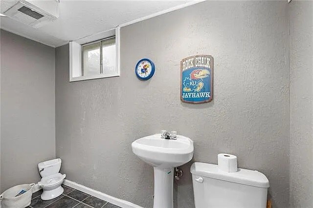 Building Photo - 919 NE 112th Ter