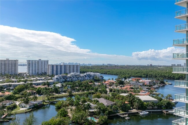 Building Photo - 300 Sunny Isles Blvd