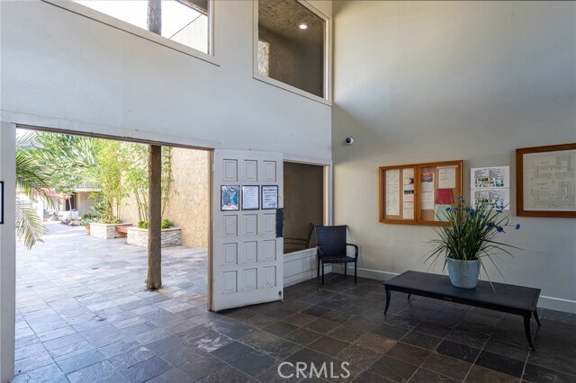 Building Photo - 4727 W 147th St
