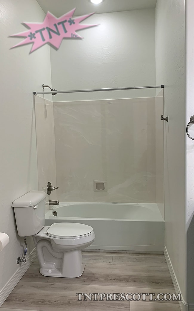 Building Photo - Home in Granville HOA