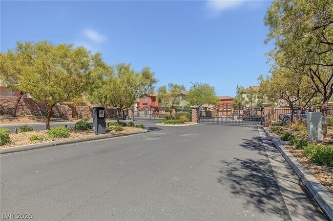 Building Photo - 3737 Corpolo Ave