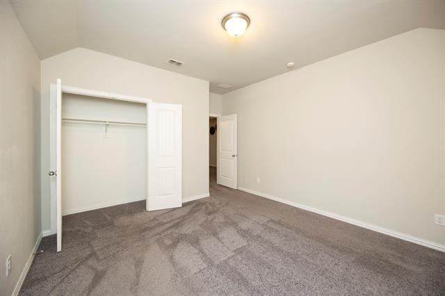 Building Photo - 1024 Mufasa Ln