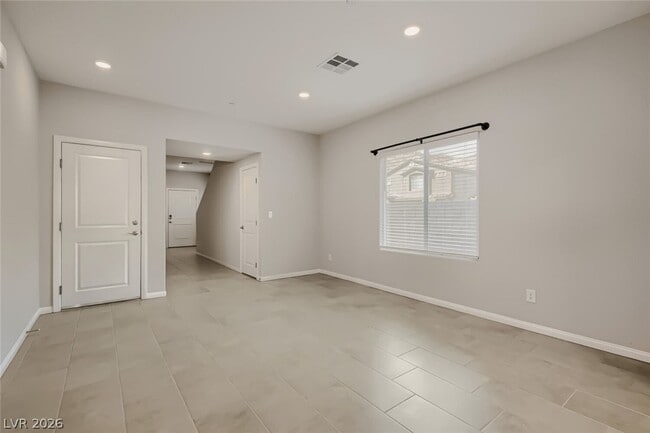 Building Photo - 10790 Wild Parsley Ave