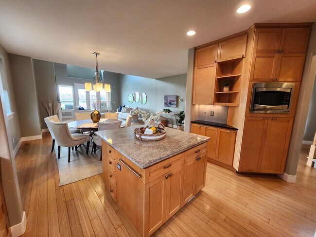 Building Photo - 2 Primary Suites, Beautiful Office & Theater Room! Experience Unmatched Luxury on the Columbia Ri...