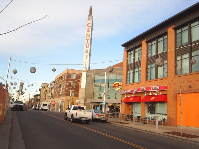 Building Photo - 7220 W Bonfils Pl