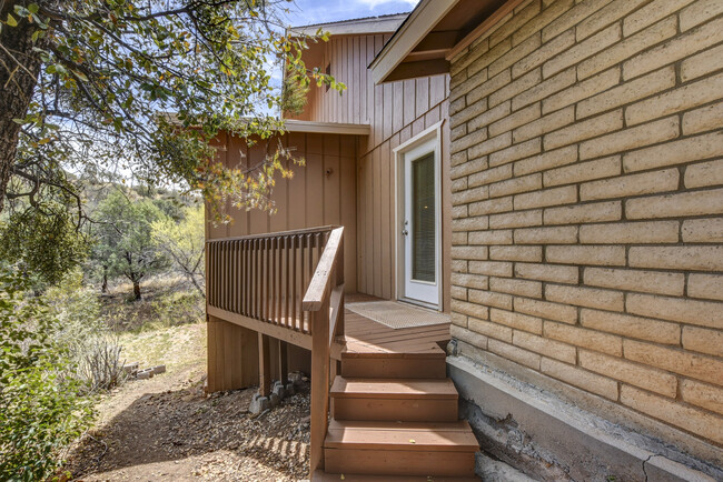 Building Photo - Beautiful home in Yavapai Hills!