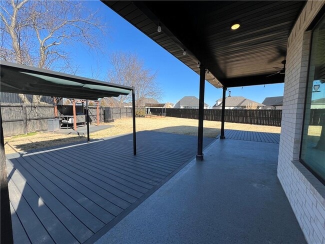 Building Photo - 819 Malbec Rd