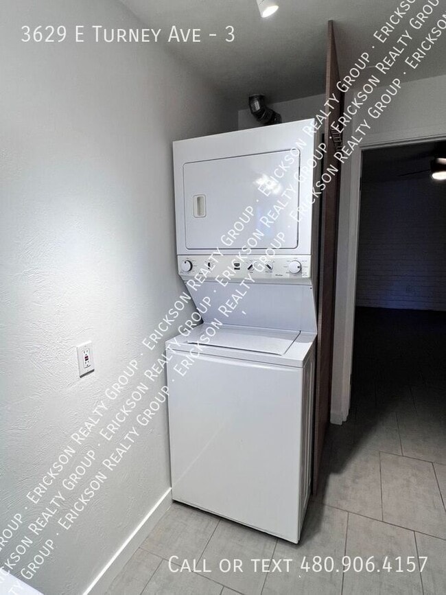 Building Photo - 3629 E Turney Ave